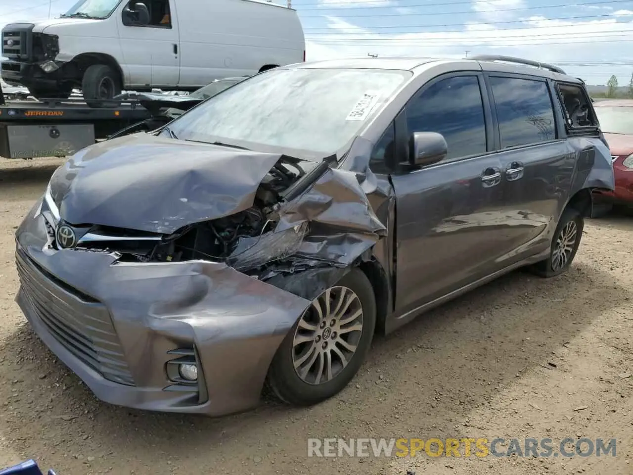 1 Photograph of a damaged car 5TDYZ3DC1LS051992 TOYOTA All Models 2020