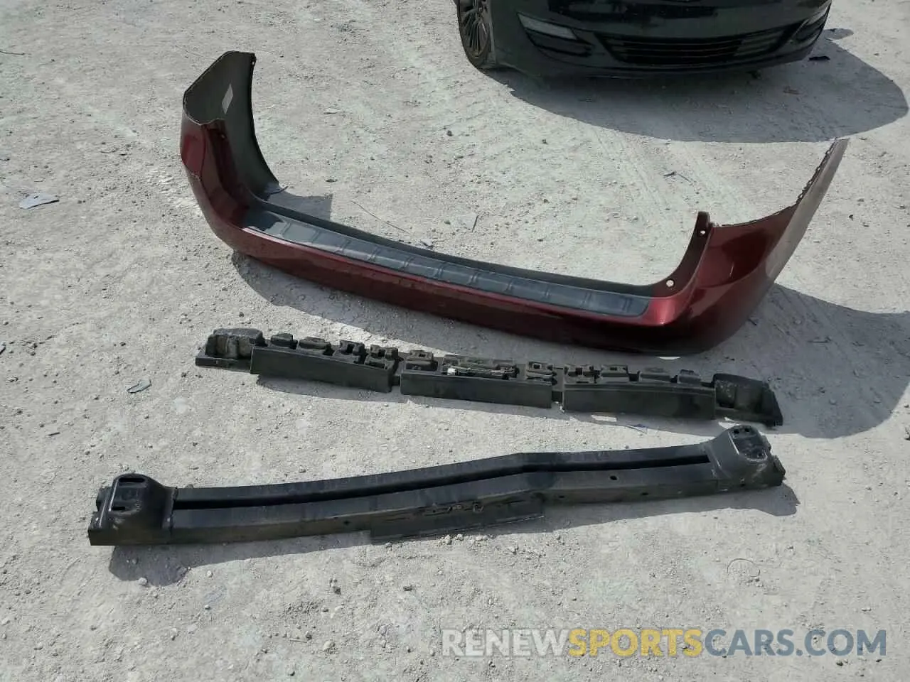 13 Photograph of a damaged car 5TDYZ3DC1LS076553 TOYOTA All Models 2020