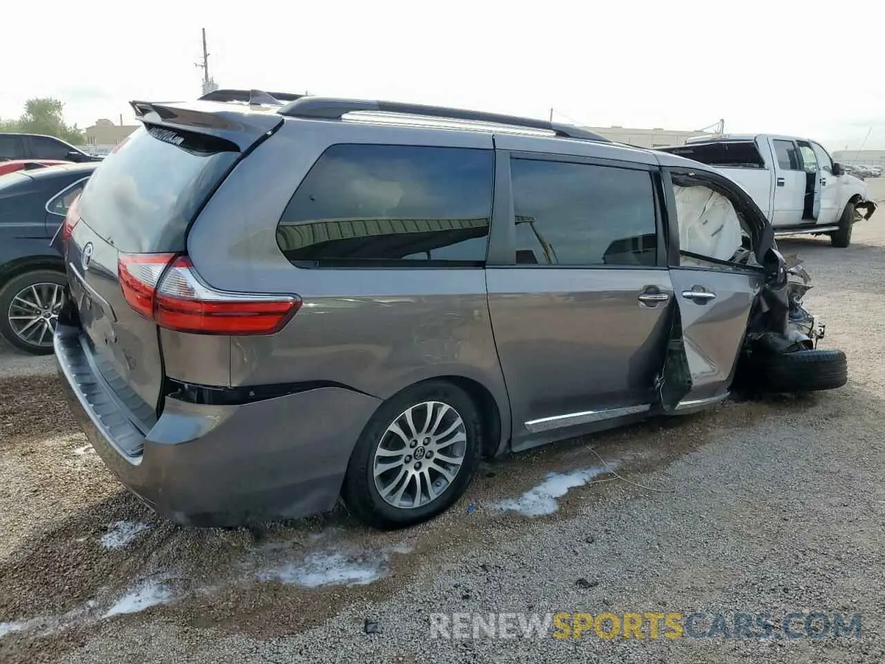 3 Photograph of a damaged car 5TDYZ3DC3LS053999 TOYOTA All Models 2020