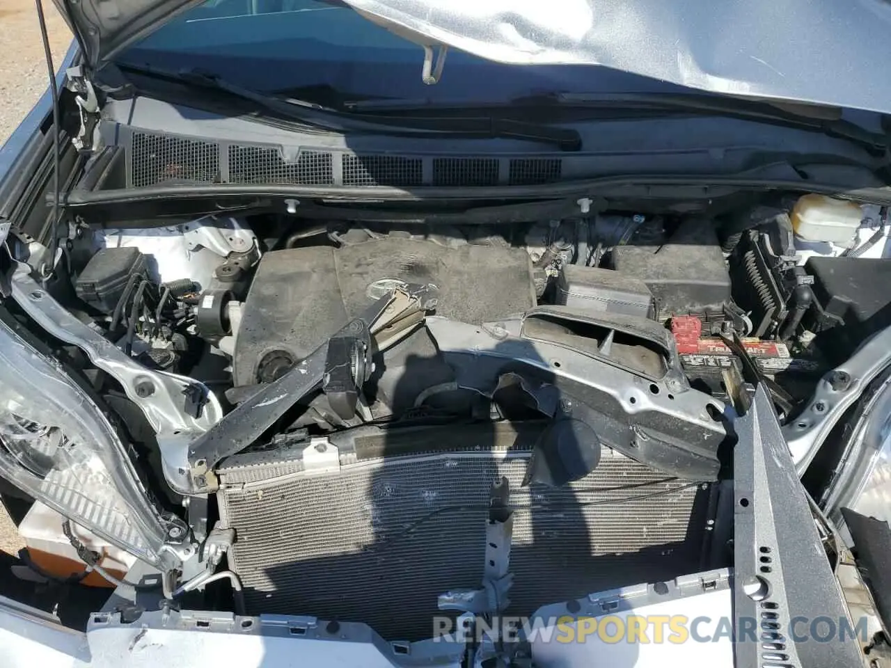 12 Photograph of a damaged car 5TDYZ3DC4LS029257 TOYOTA All Models 2020