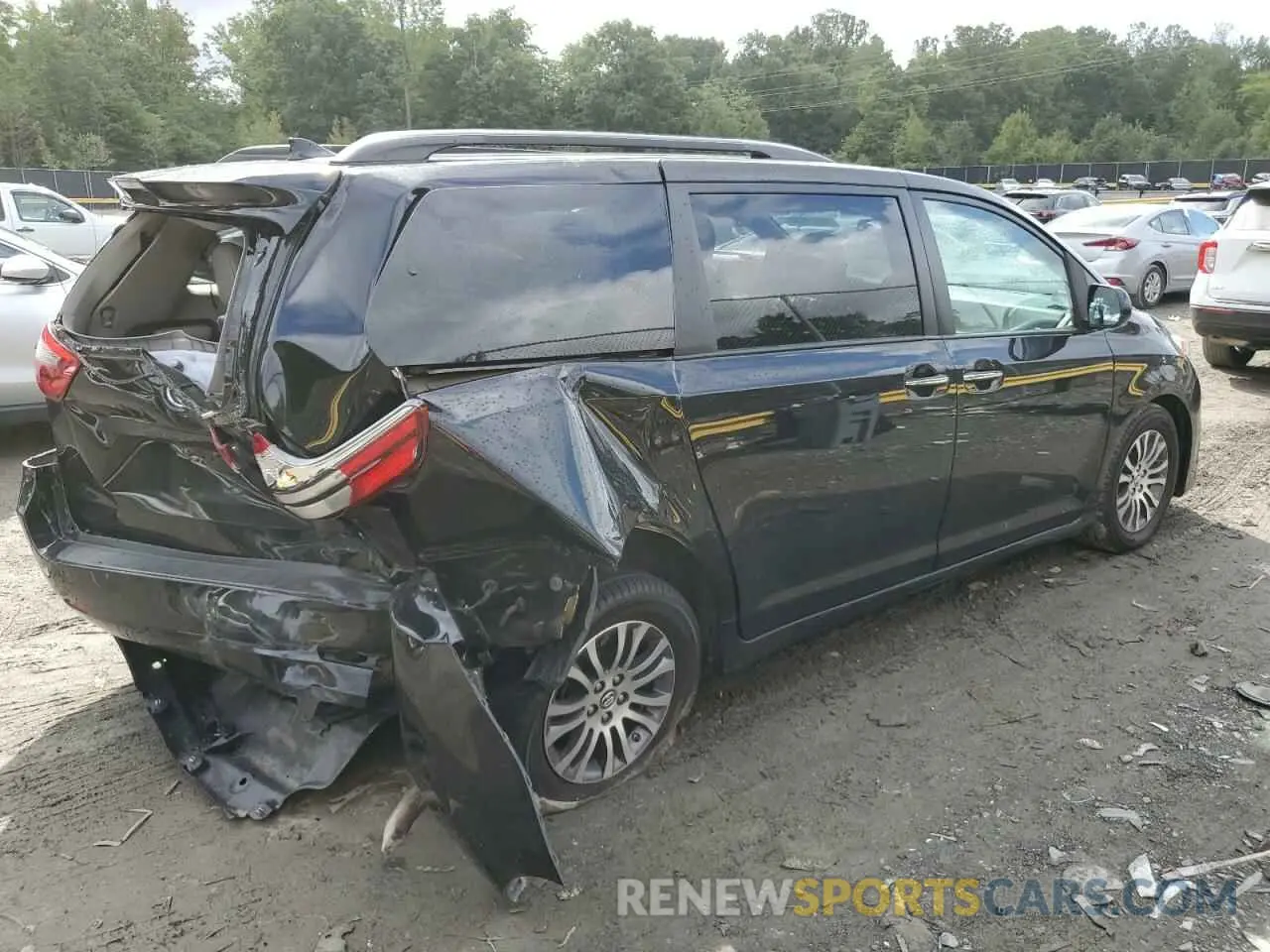 3 Photograph of a damaged car 5TDYZ3DC4LS036466 TOYOTA All Models 2020