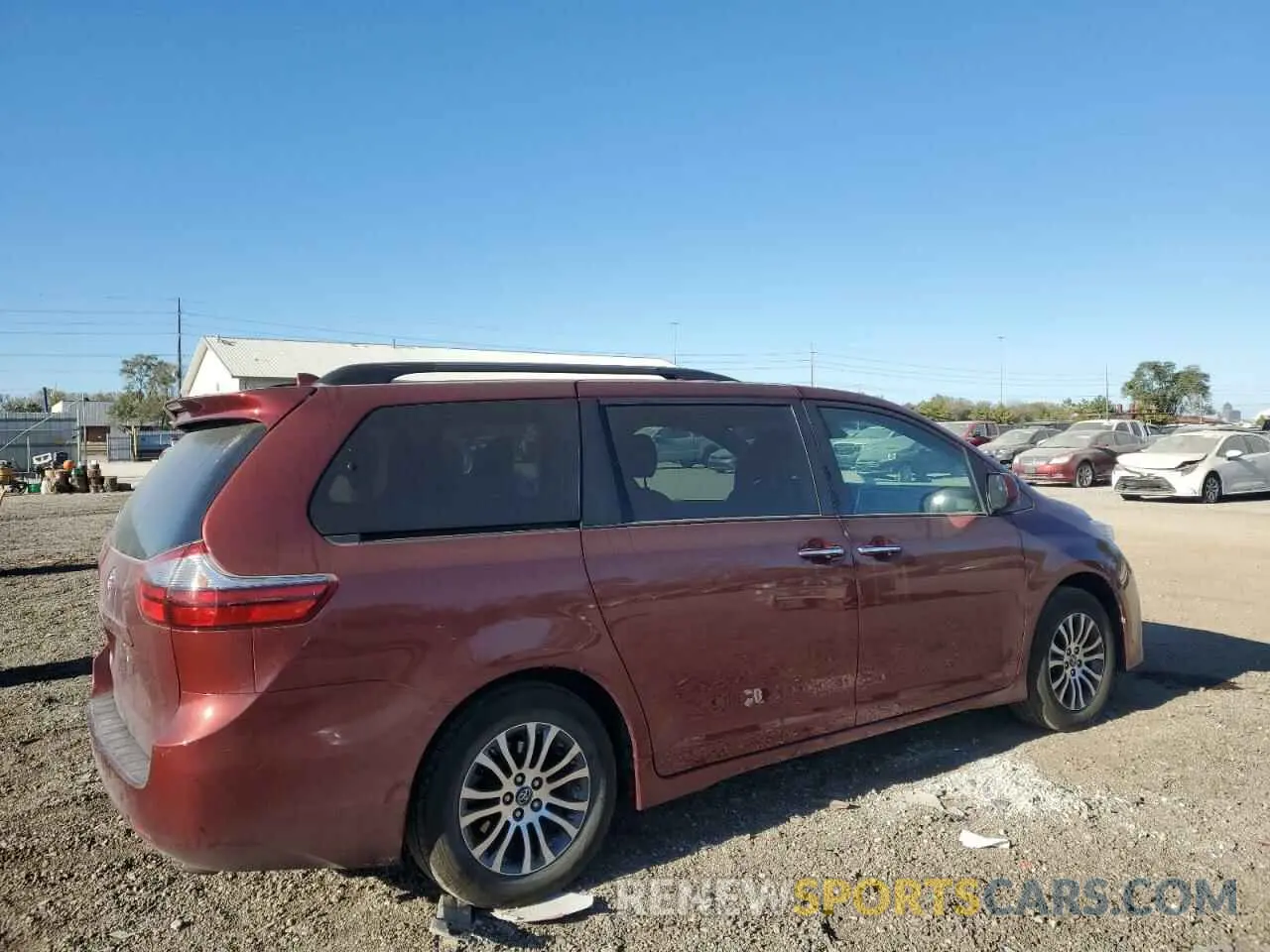 3 Photograph of a damaged car 5TDYZ3DC5LS025864 TOYOTA All Models 2020