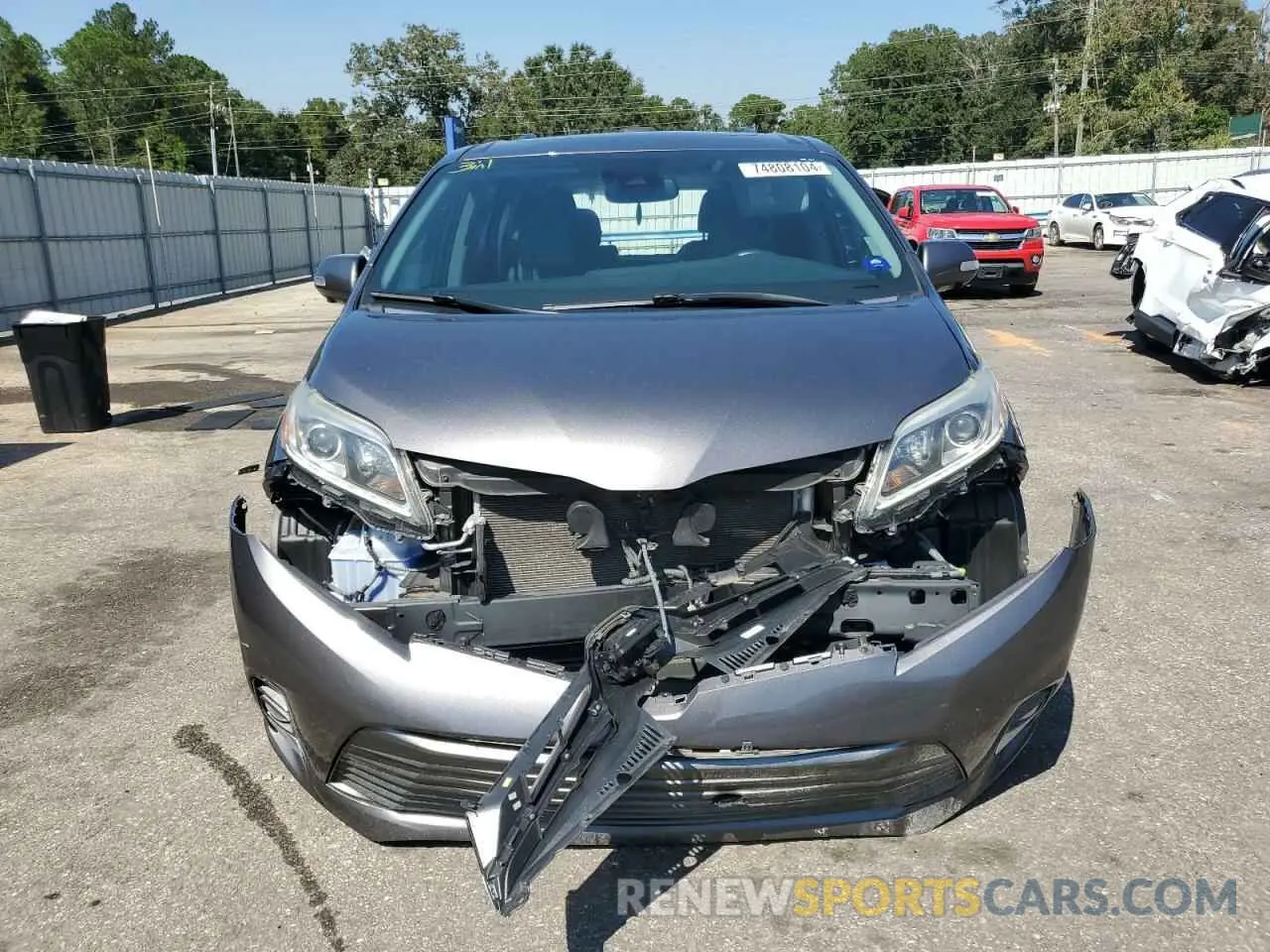 5 Photograph of a damaged car 5TDYZ3DC5LS037982 TOYOTA All Models 2020