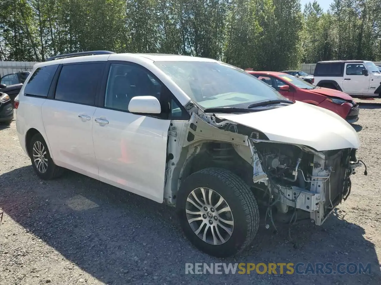 4 Photograph of a damaged car 5TDYZ3DC5LS077219 TOYOTA All Models 2020