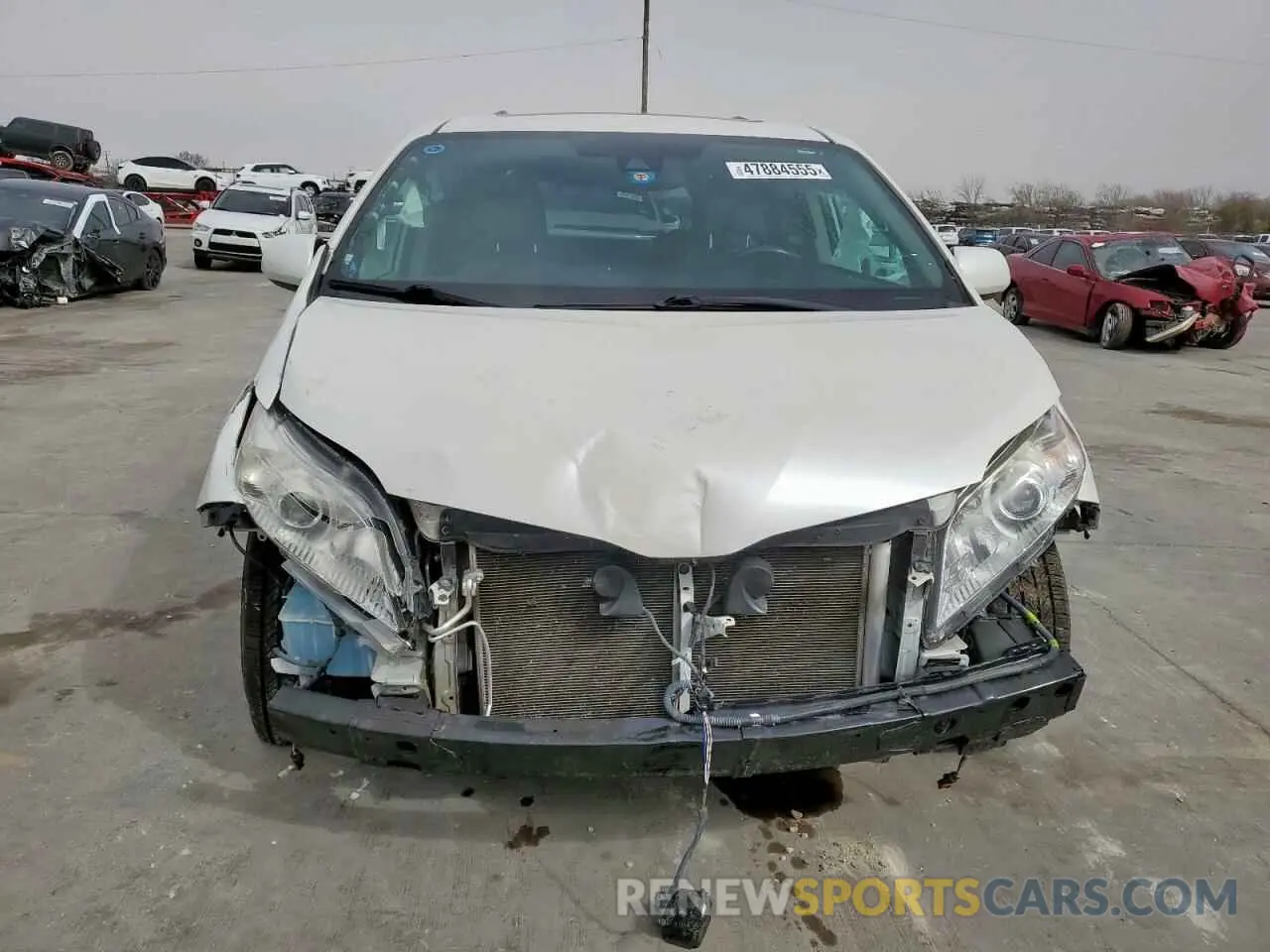 5 Photograph of a damaged car 5TDYZ3DC6LS058257 TOYOTA All Models 2020