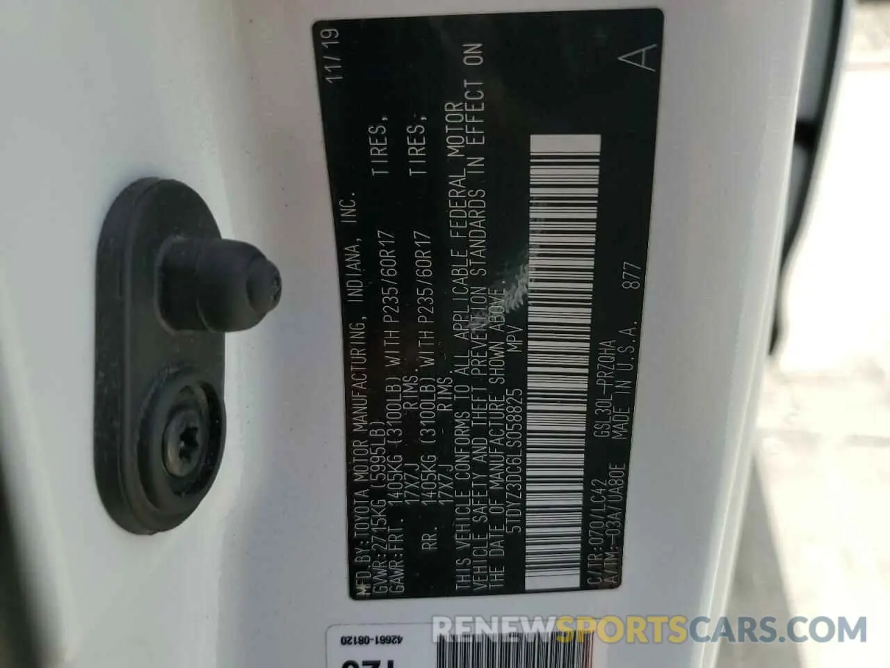 13 Photograph of a damaged car 5TDYZ3DC6LS058825 TOYOTA All Models 2020