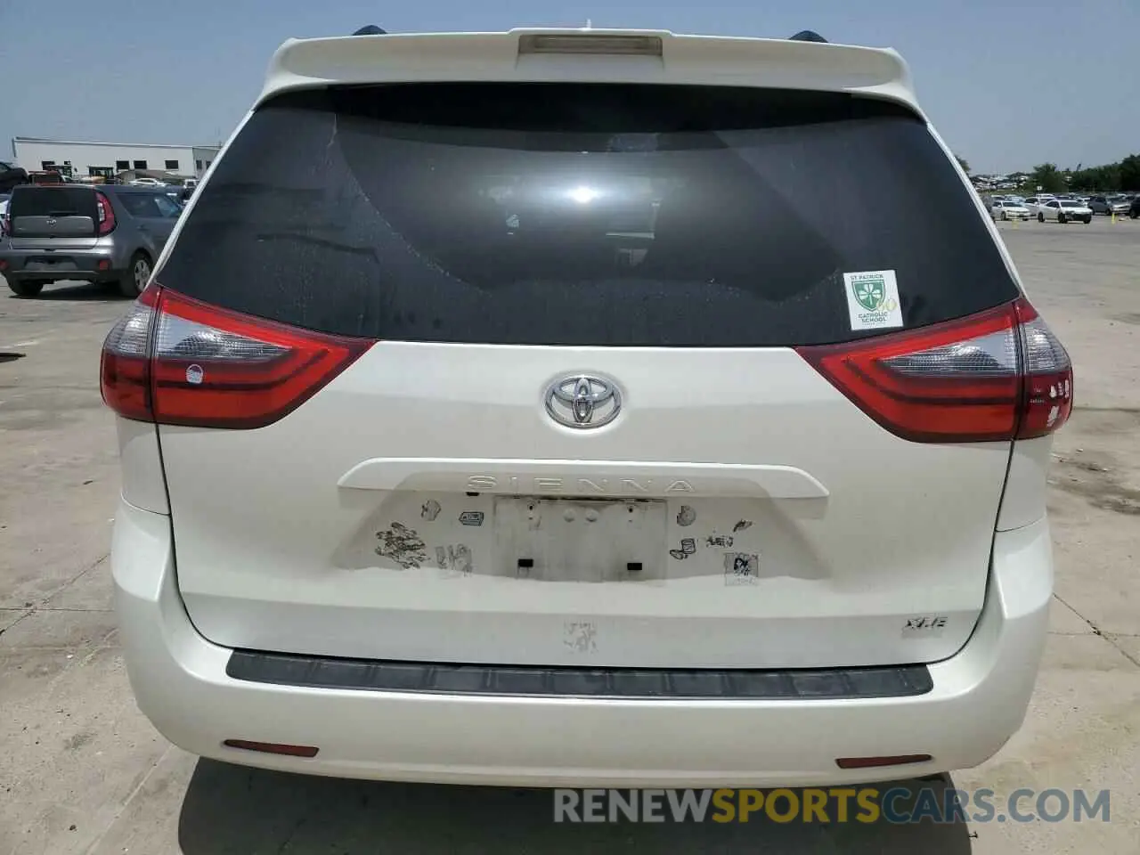 6 Photograph of a damaged car 5TDYZ3DC6LS058825 TOYOTA All Models 2020