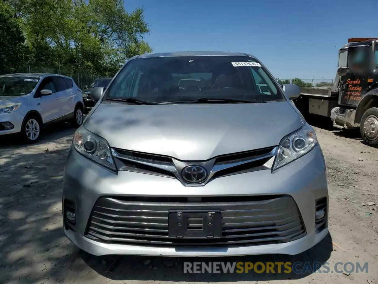 5 Photograph of a damaged car 5TDYZ3DC6LS066665 TOYOTA All Models 2020