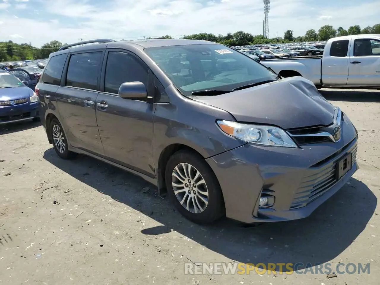 4 Photograph of a damaged car 5TDYZ3DC7LS087170 TOYOTA All Models 2020