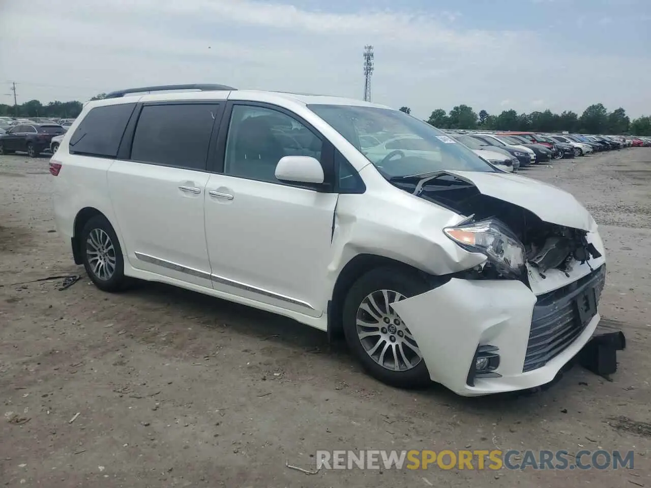 4 Photograph of a damaged car 5TDYZ3DC8LS054694 TOYOTA All Models 2020
