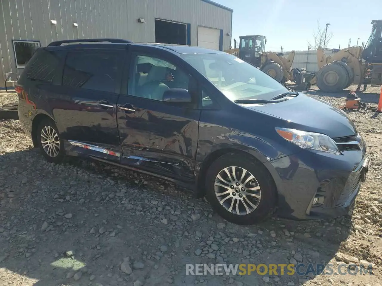4 Photograph of a damaged car 5TDYZ3DC8LS073486 TOYOTA All Models 2020