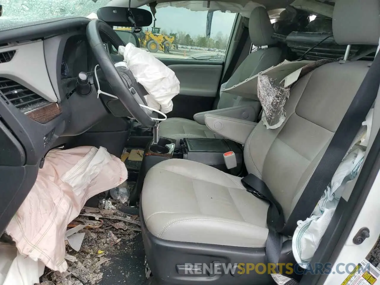 7 Photograph of a damaged car 5TDYZ3DC9LS039153 TOYOTA All Models 2020