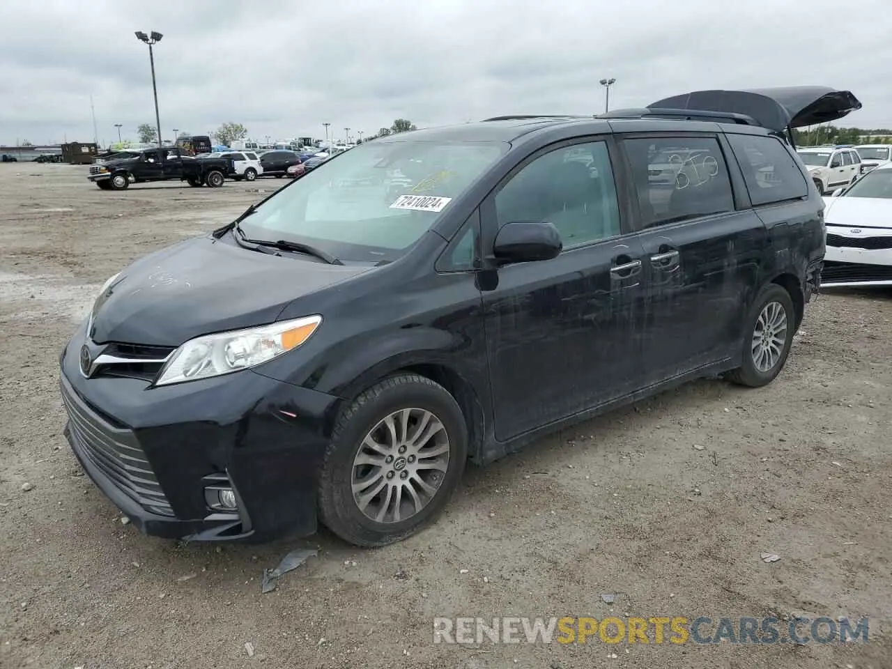 1 Photograph of a damaged car 5TDYZ3DCXLS038450 TOYOTA All Models 2020