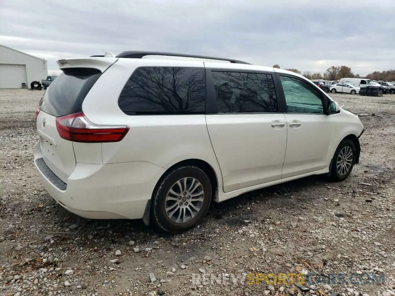 3 Photograph of a damaged car 5TDYZ3DCXLS084098 TOYOTA All Models 2020