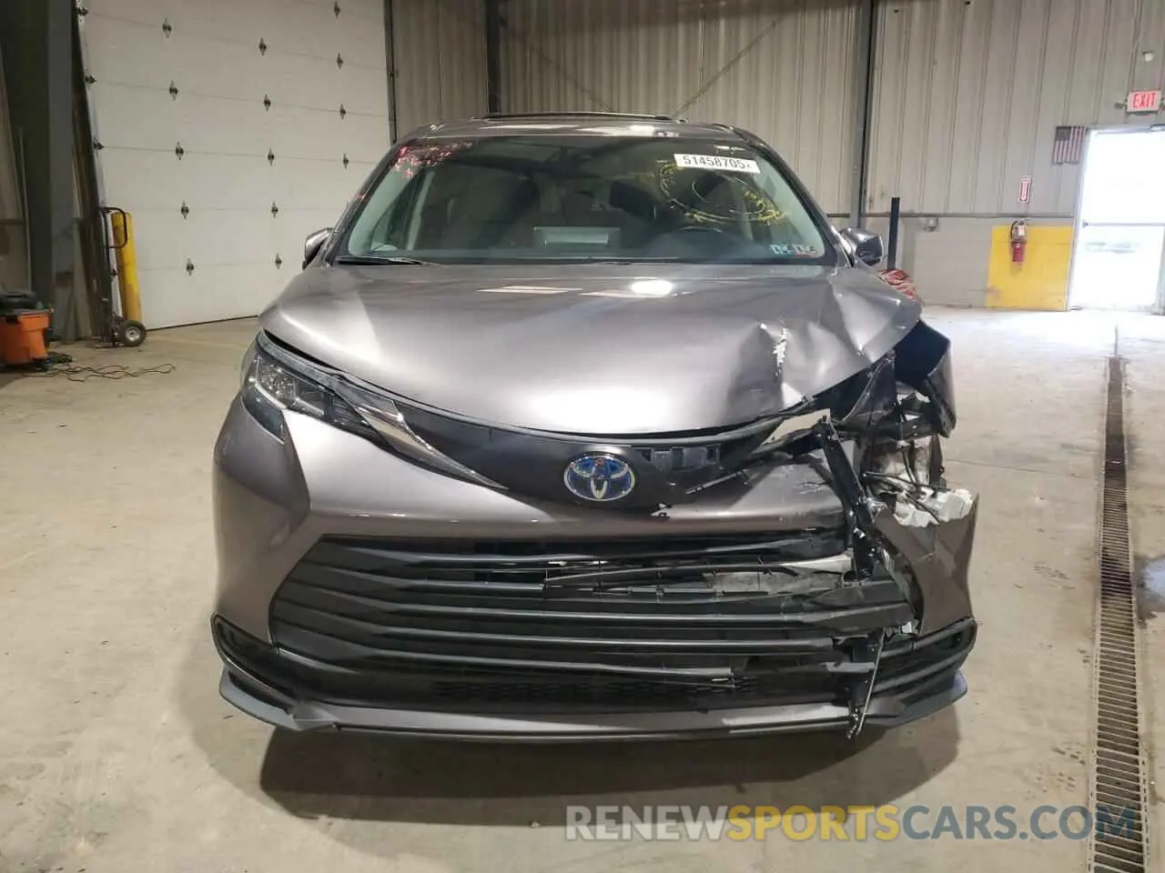 5 Photograph of a damaged car 5TDBRKEC8MS059247 TOYOTA All Models 2021