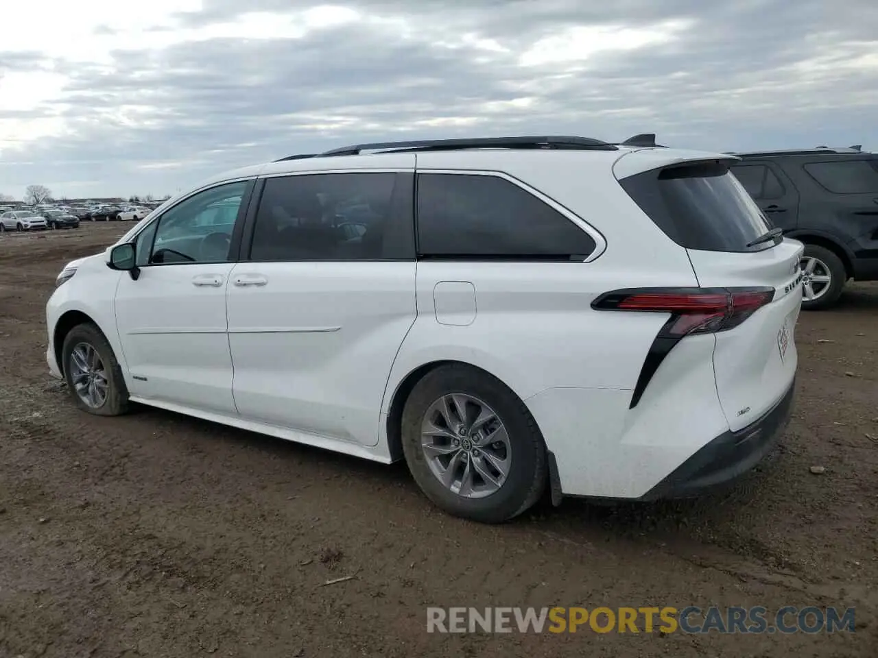 2 Photograph of a damaged car 5TDBSKFC4MS022005 TOYOTA All Models 2021