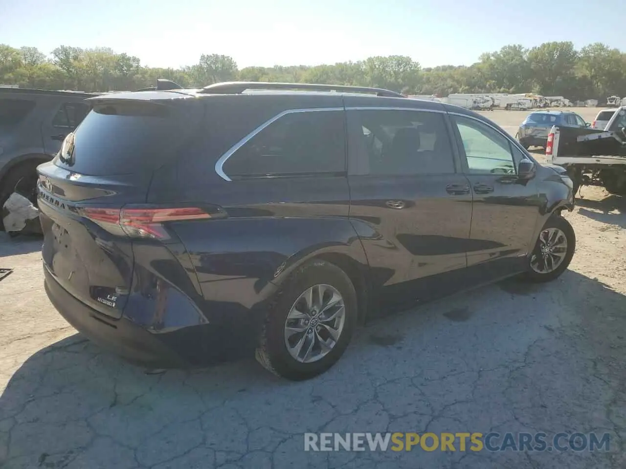 3 Photograph of a damaged car 5TDBSKFC9MS017947 TOYOTA All Models 2021