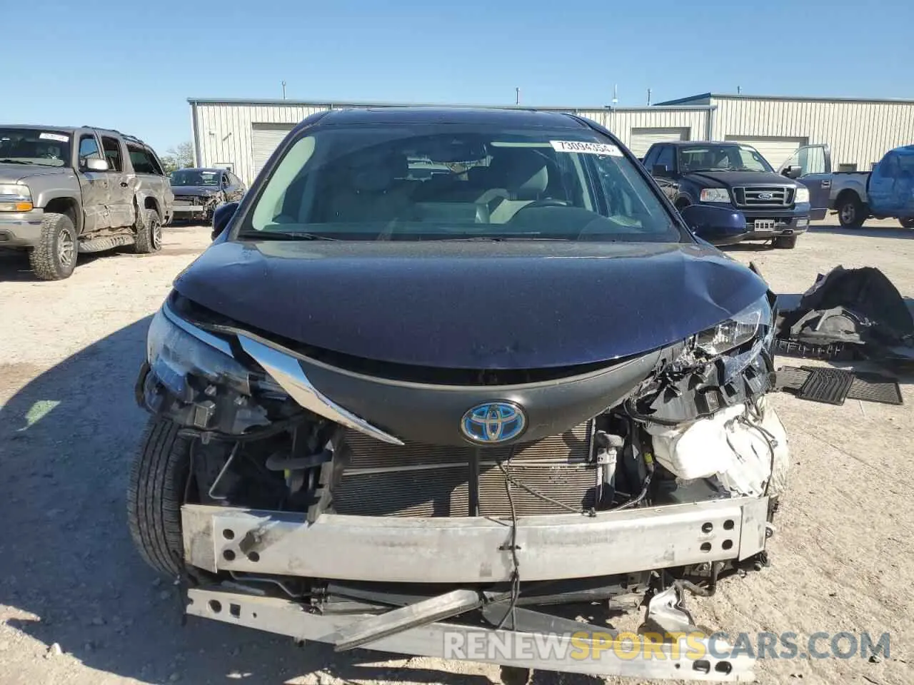 5 Photograph of a damaged car 5TDBSKFC9MS017947 TOYOTA All Models 2021