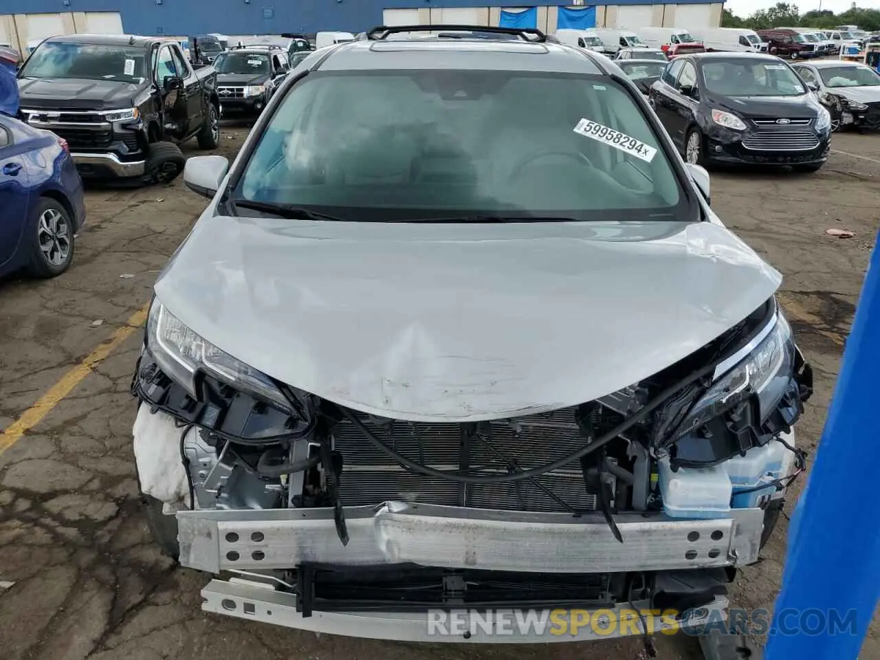 5 Photograph of a damaged car 5TDBSKFCXMS001840 TOYOTA All Models 2021