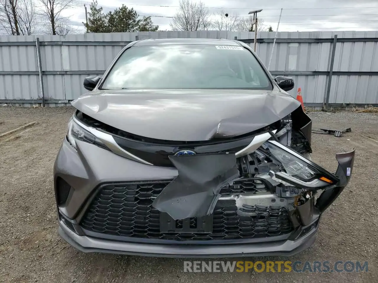 5 Photograph of a damaged car 5TDGRKEC4MS044640 TOYOTA All Models 2021