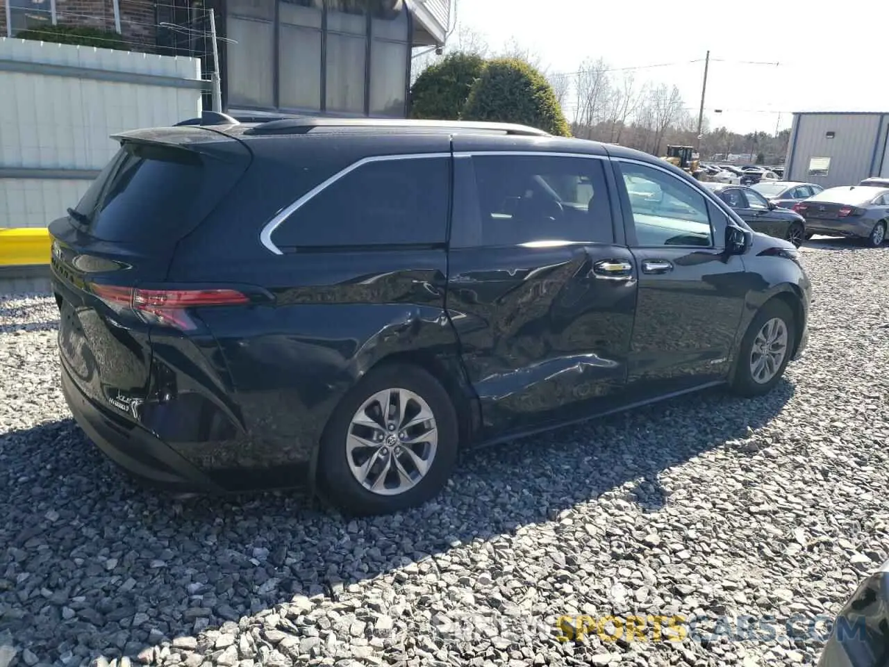 3 Photograph of a damaged car 5TDJRKEC3MS052931 TOYOTA All Models 2021