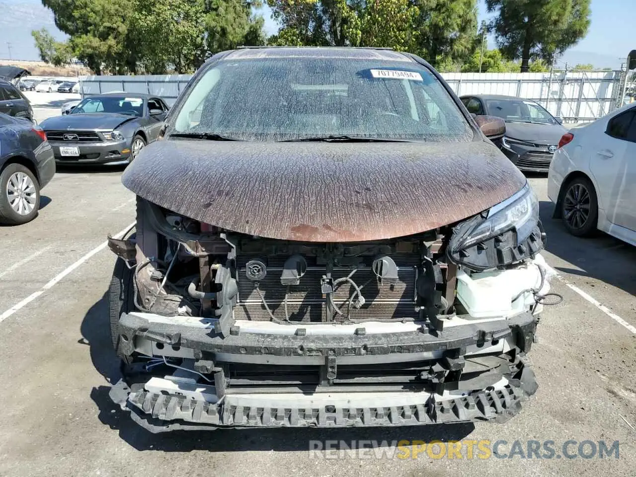 5 Photograph of a damaged car 5TDJRKEC5MS011443 TOYOTA All Models 2021