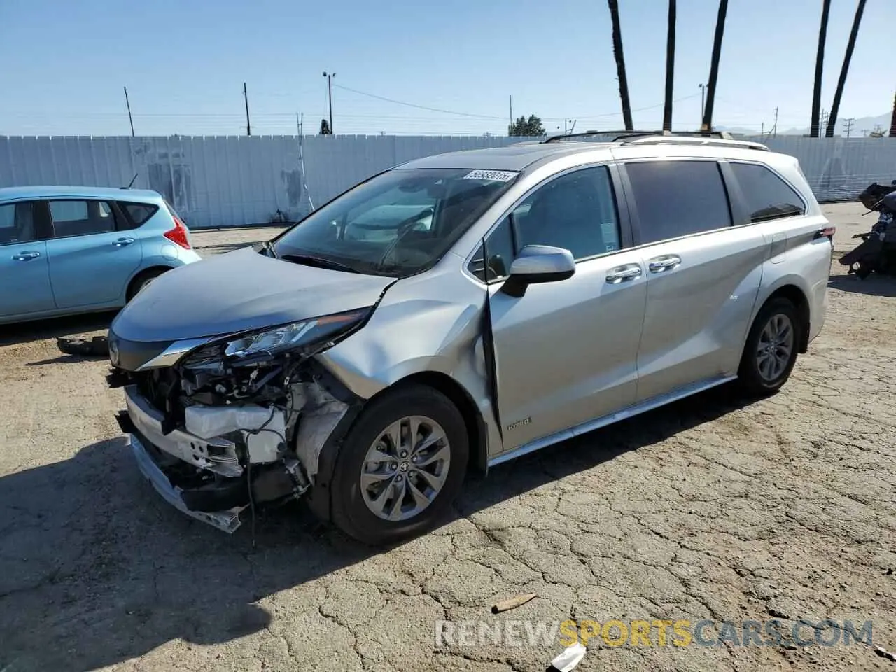 1 Photograph of a damaged car 5TDJRKEC8MS058563 TOYOTA All Models 2021