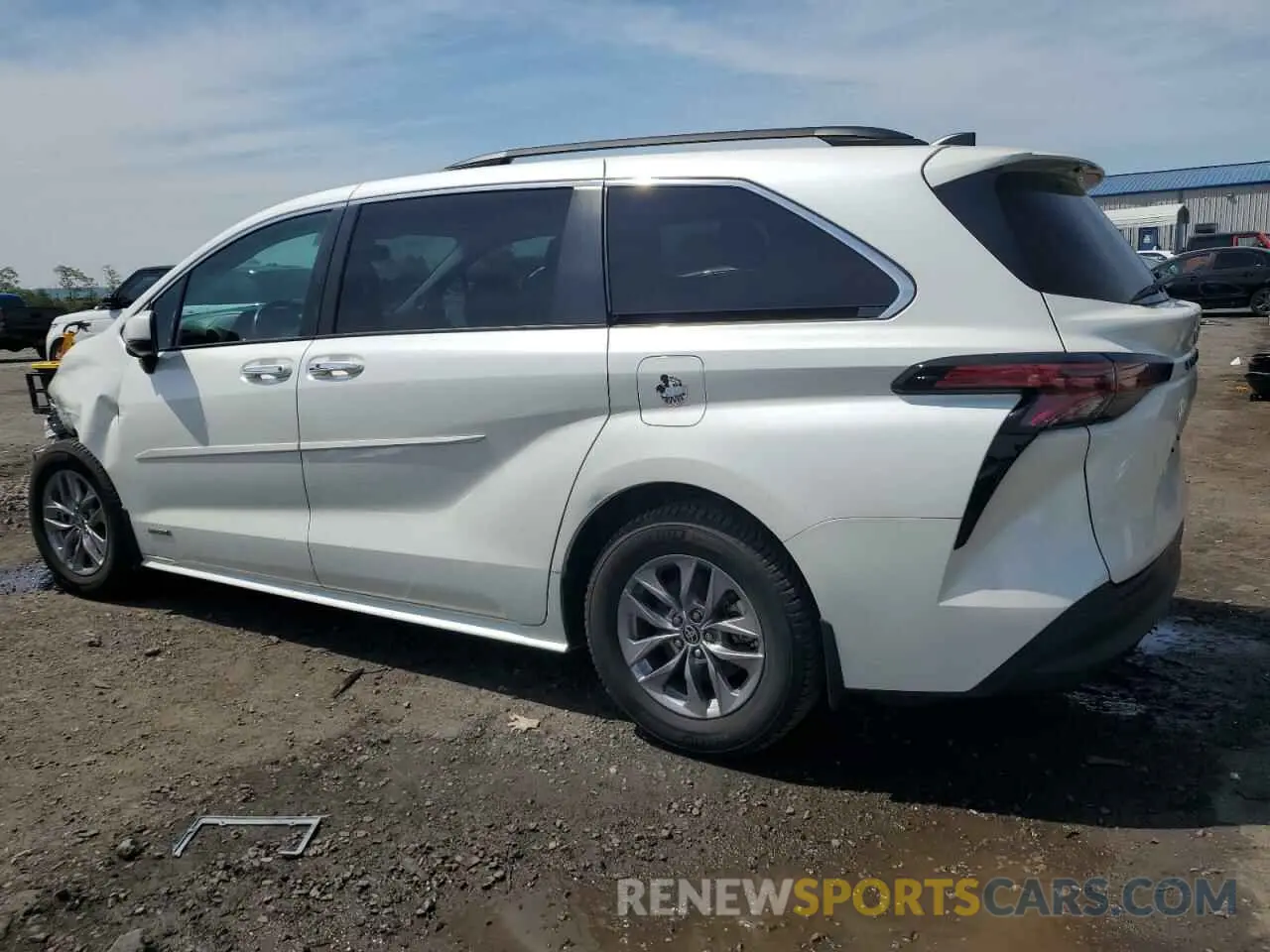 2 Photograph of a damaged car 5TDJRKEC9MS035373 TOYOTA All Models 2021