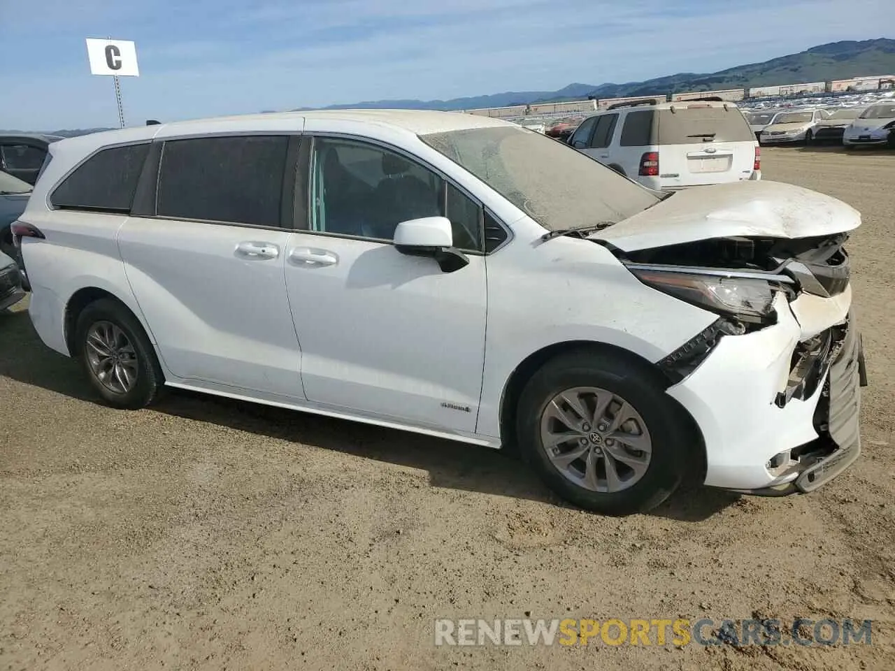 4 Photograph of a damaged car 5TDKRKEC0MS016649 TOYOTA All Models 2021