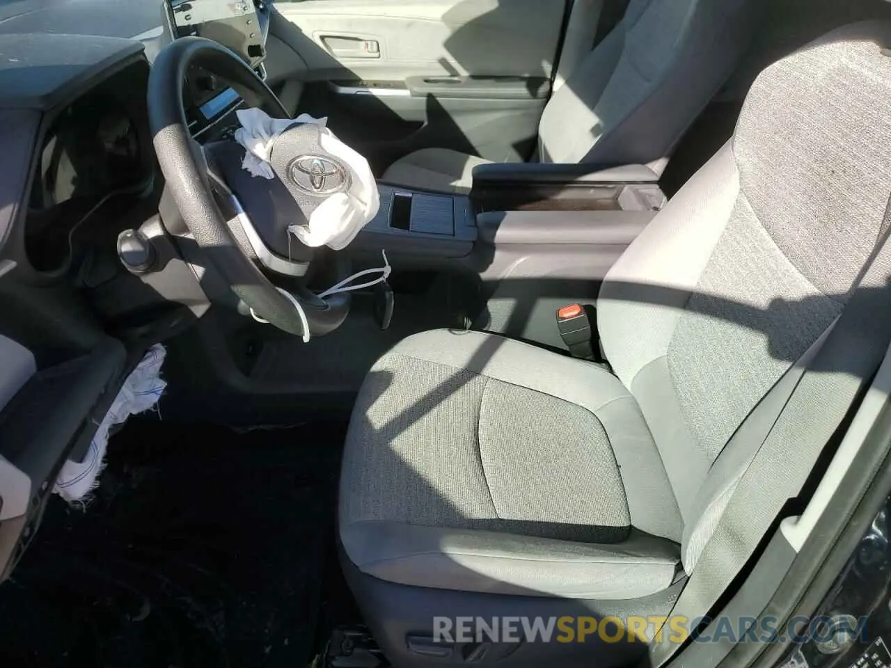 7 Photograph of a damaged car 5TDKRKEC5MS010622 TOYOTA All Models 2021