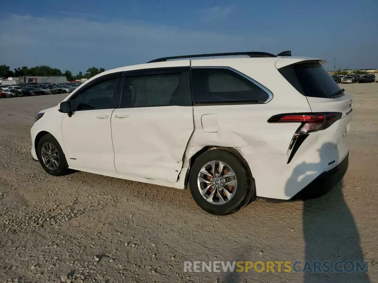 2 Photograph of a damaged car 5TDKRKECXMS023916 TOYOTA All Models 2021