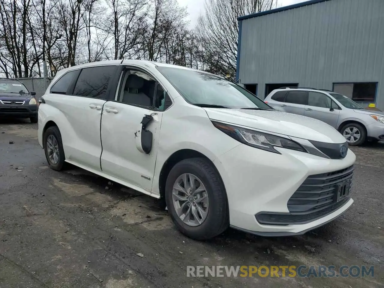 4 Photograph of a damaged car 5TDKSKFC1MS017585 TOYOTA All Models 2021
