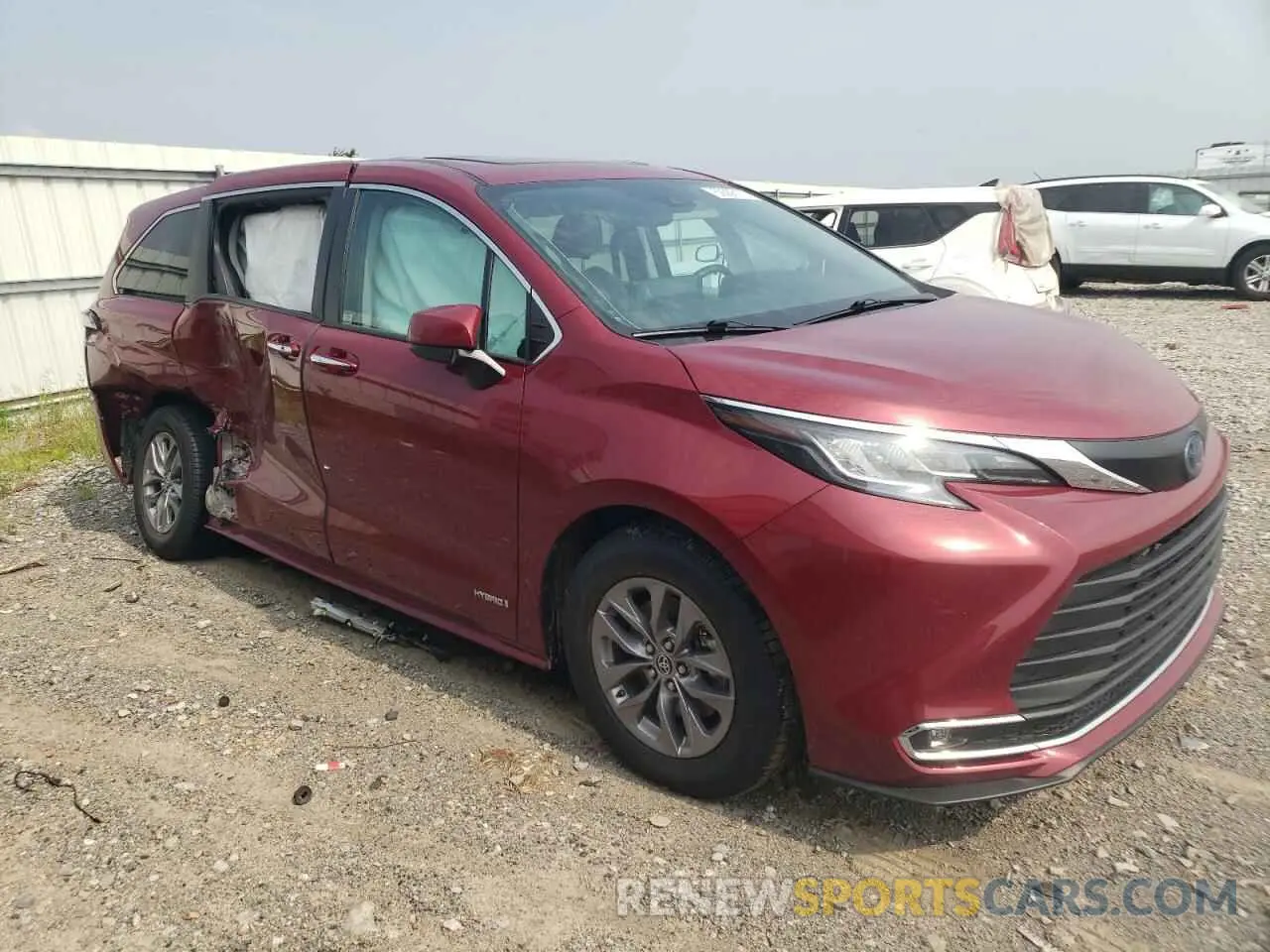 4 Photograph of a damaged car 5TDYRKEC1MS030120 TOYOTA All Models 2021