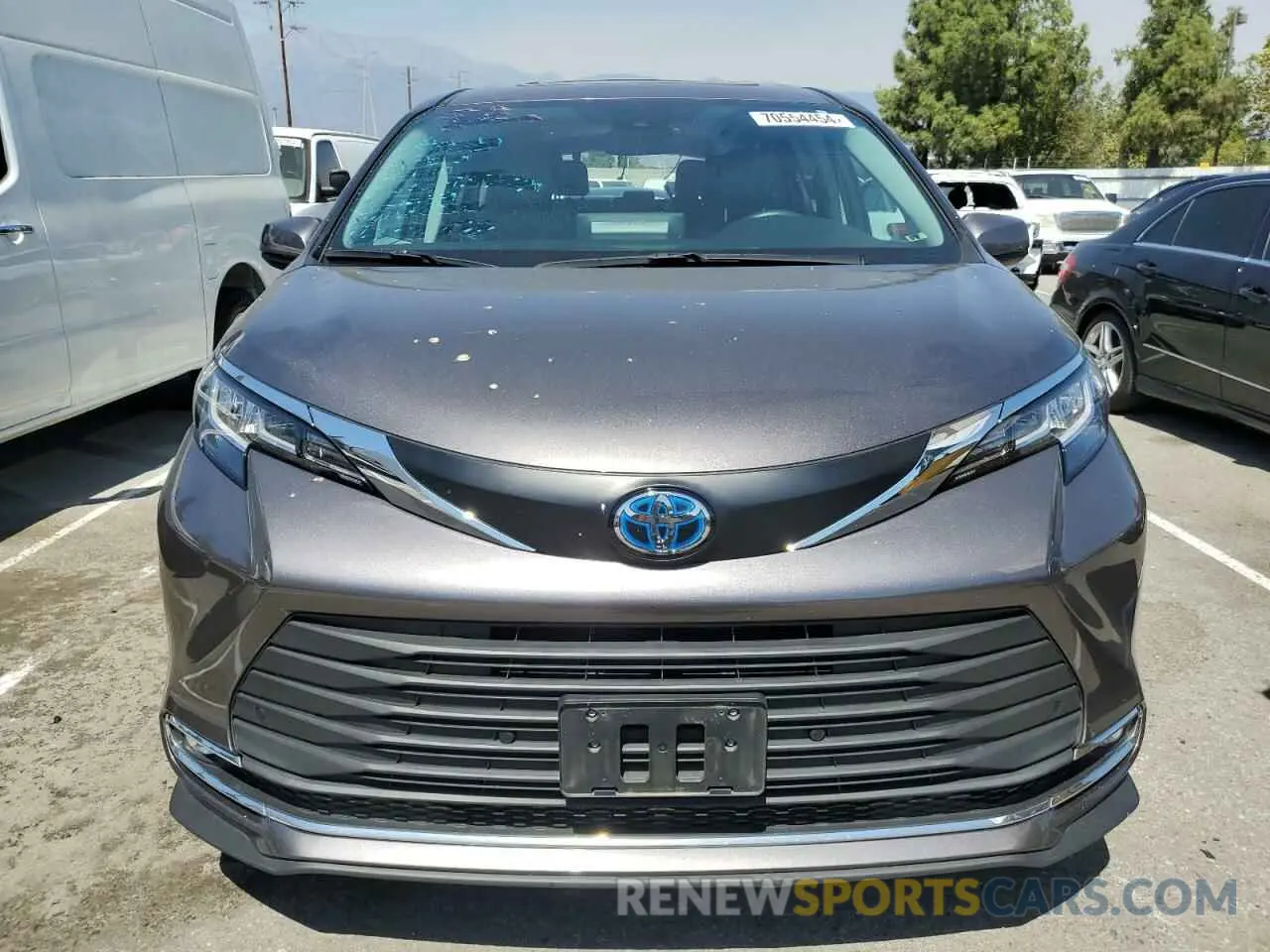5 Photograph of a damaged car 5TDYRKEC2MS002018 TOYOTA All Models 2021