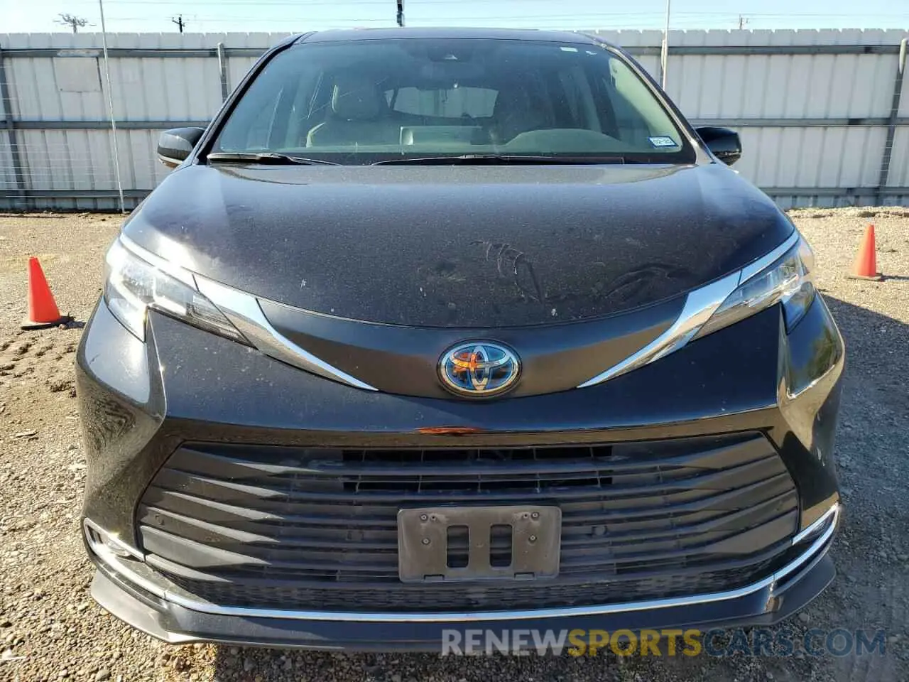 5 Photograph of a damaged car 5TDYRKEC2MS016551 TOYOTA All Models 2021