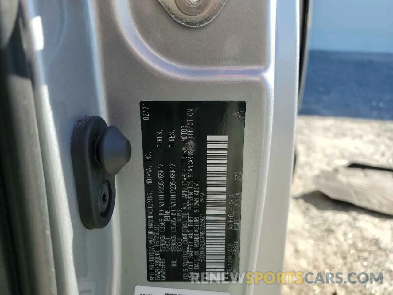 13 Photograph of a damaged car 5TDYRKEC4MS026921 TOYOTA All Models 2021