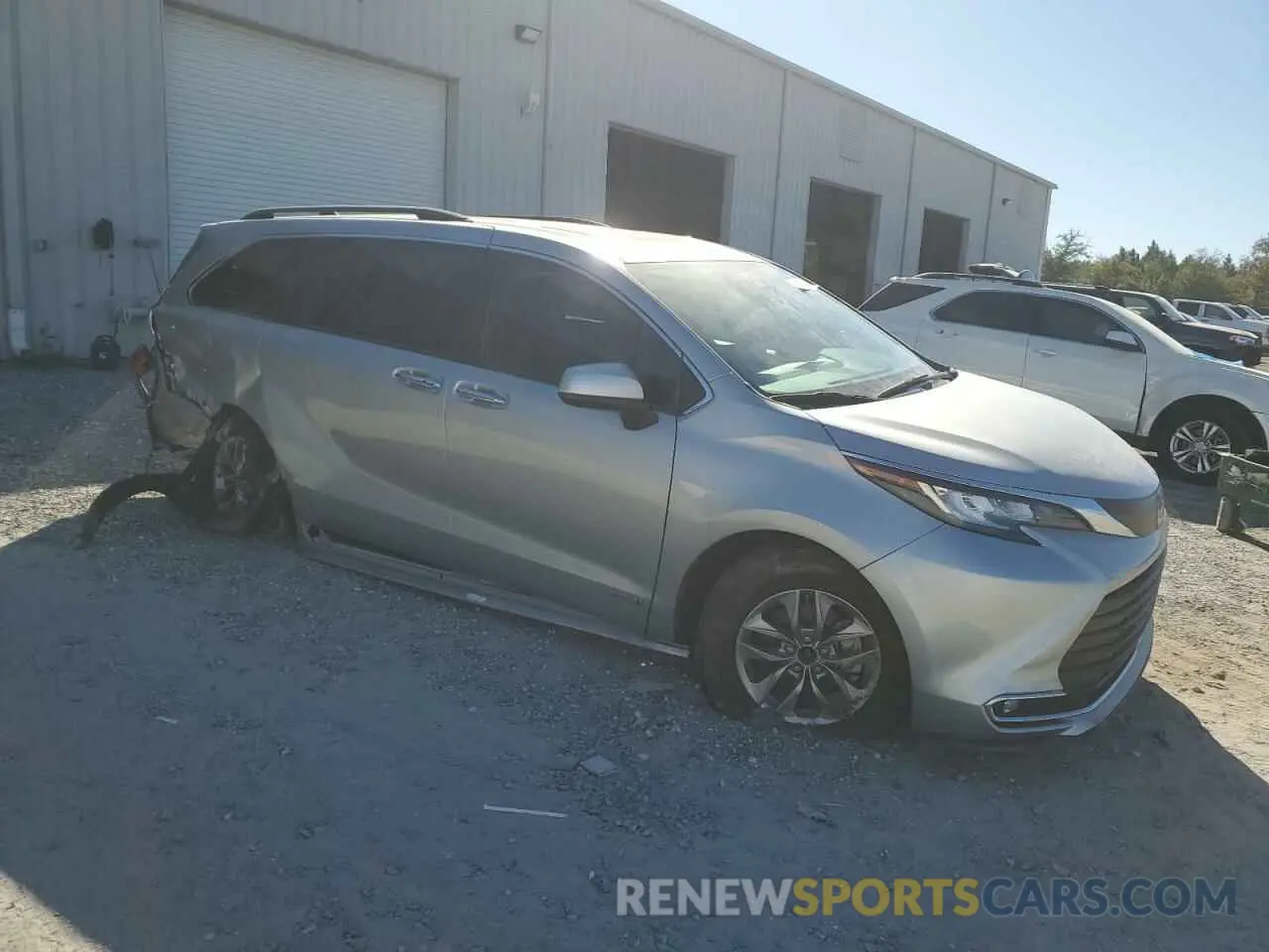 4 Photograph of a damaged car 5TDYRKEC4MS026921 TOYOTA All Models 2021