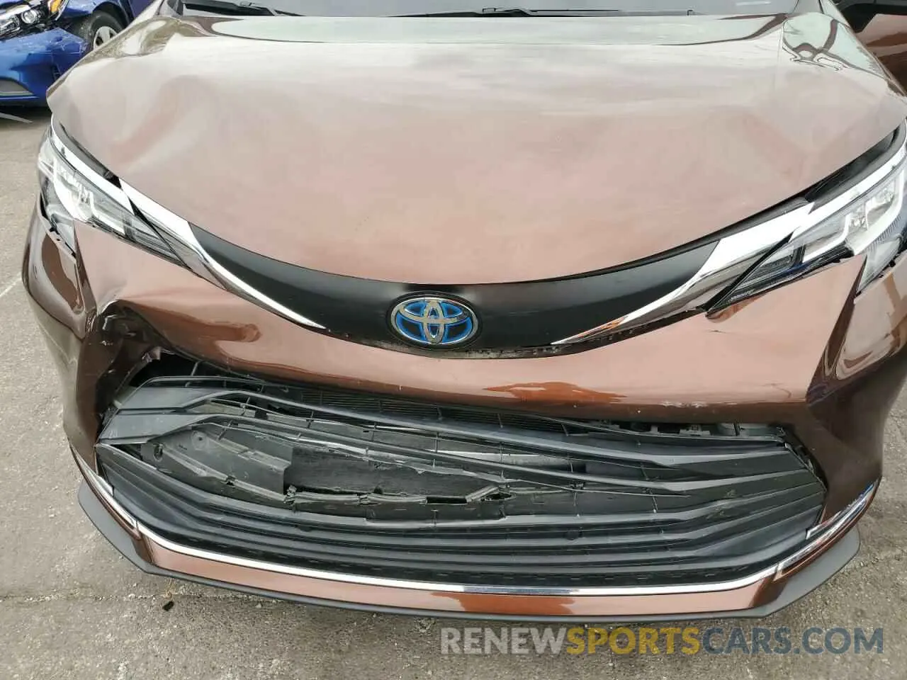 12 Photograph of a damaged car 5TDYRKEC6MS017492 TOYOTA All Models 2021