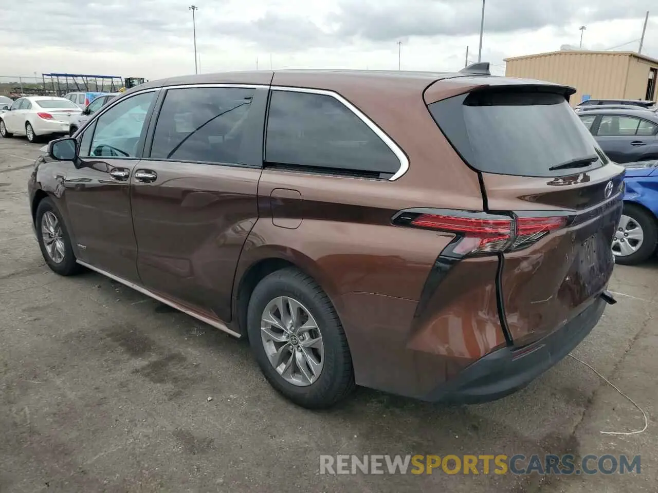 2 Photograph of a damaged car 5TDYRKEC6MS017492 TOYOTA All Models 2021
