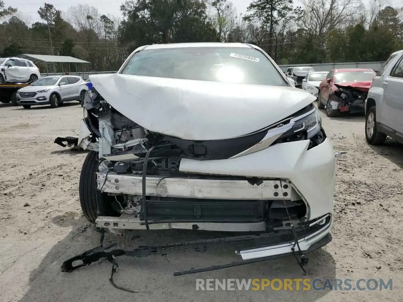 5 Photograph of a damaged car 5TDYRKEC9MS055993 TOYOTA All Models 2021