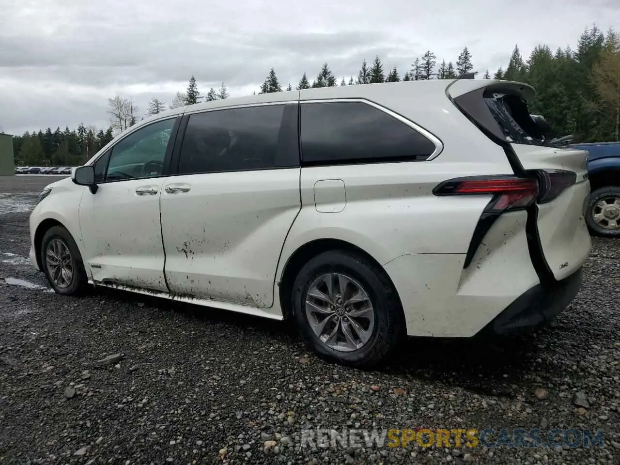 2 Photograph of a damaged car 5TDYSKFC1MS019685 TOYOTA All Models 2021