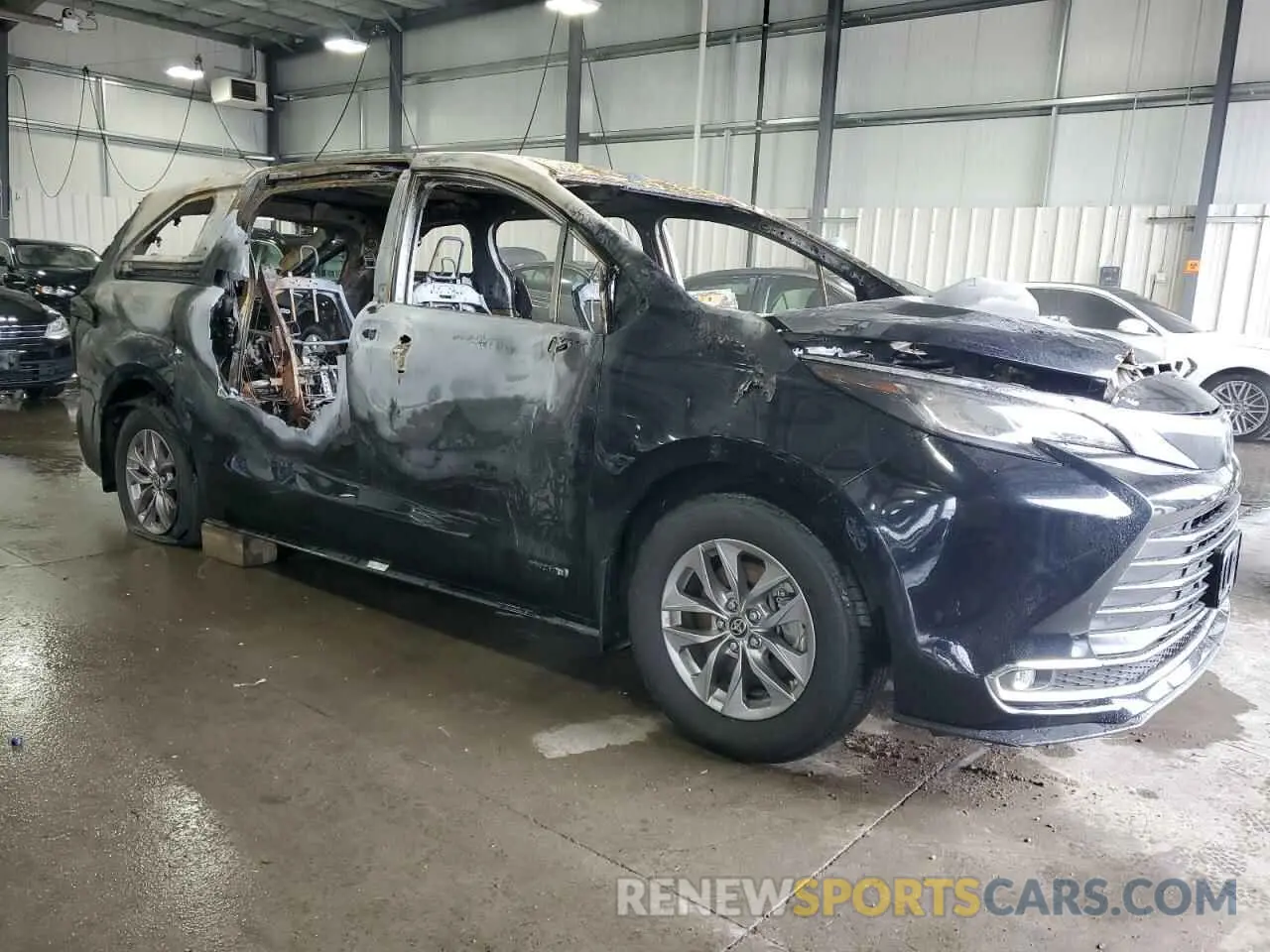 4 Photograph of a damaged car 5TDYSKFC8MS019523 TOYOTA All Models 2021