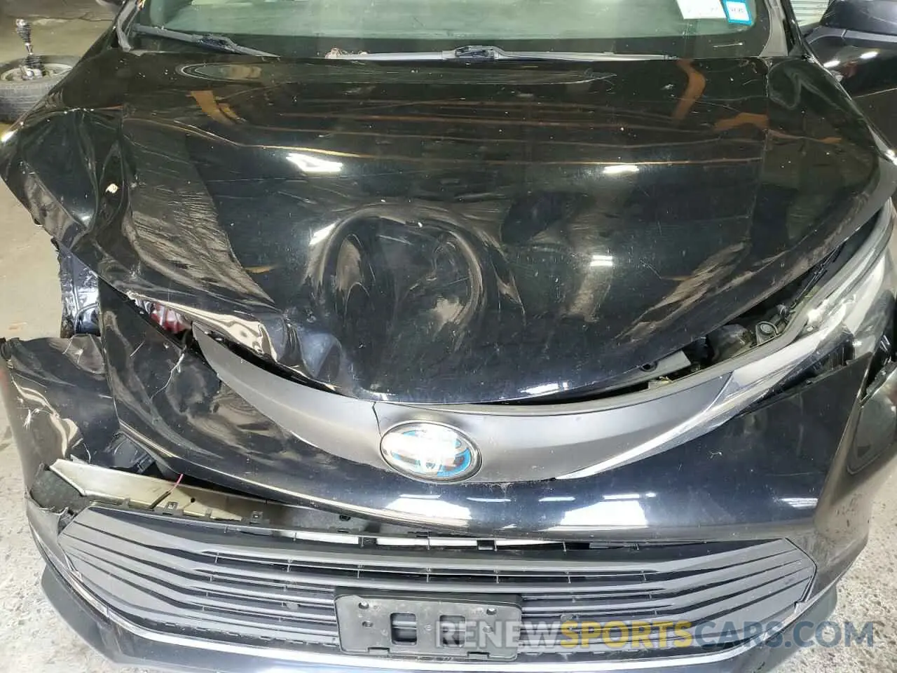 11 Photograph of a damaged car 5TDYSKFC9MS006215 TOYOTA All Models 2021
