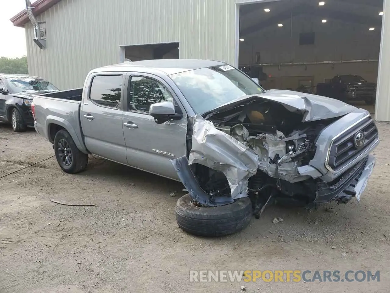 4 Photograph of a damaged car 5TFCZ5AN8MX282170 TOYOTA All Models 2021