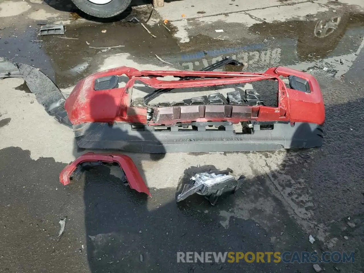 12 Photograph of a damaged car 3TMCZ5AN2NM481092 TOYOTA All Models 2022