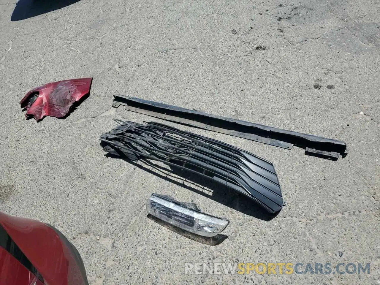 13 Photograph of a damaged car 5TDBRKEC2NS113434 TOYOTA All Models 2022