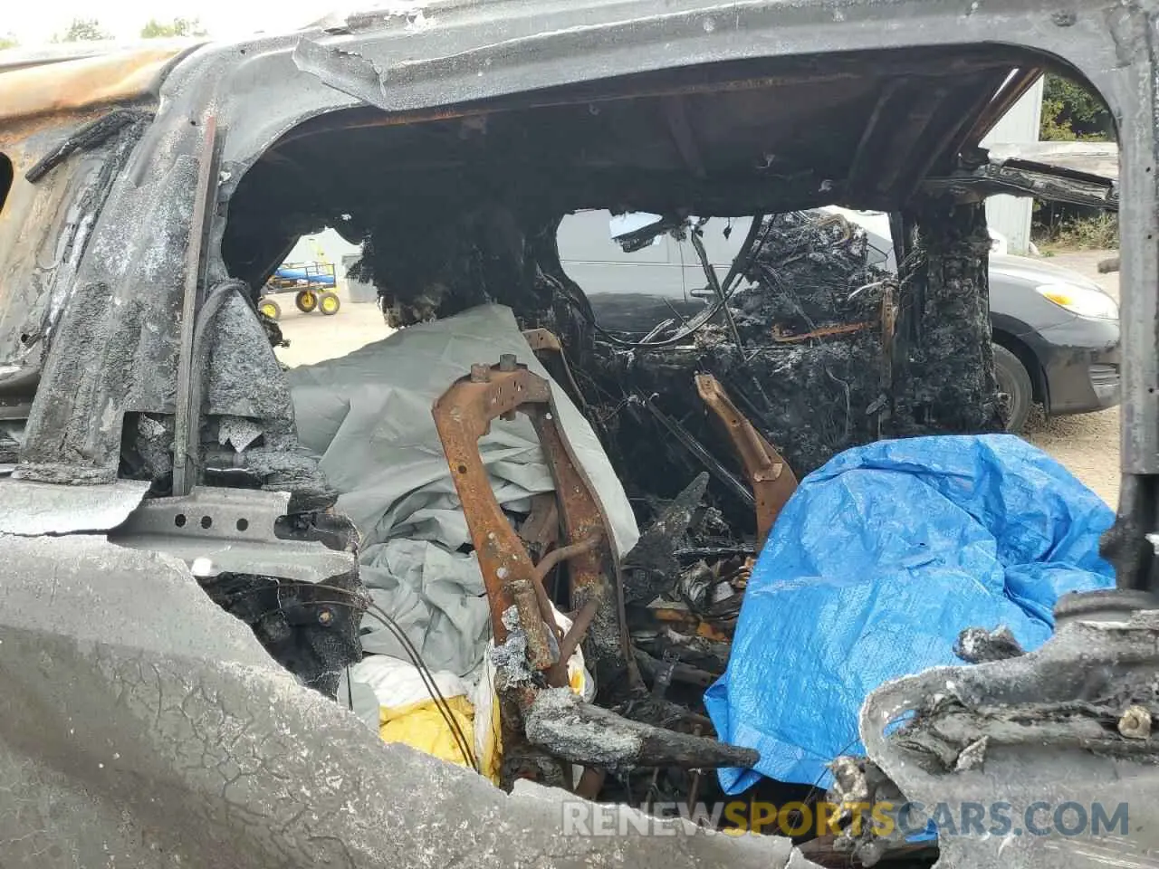 11 Photograph of a damaged car 5TDGRKEC0NS092363 TOYOTA All Models 2022