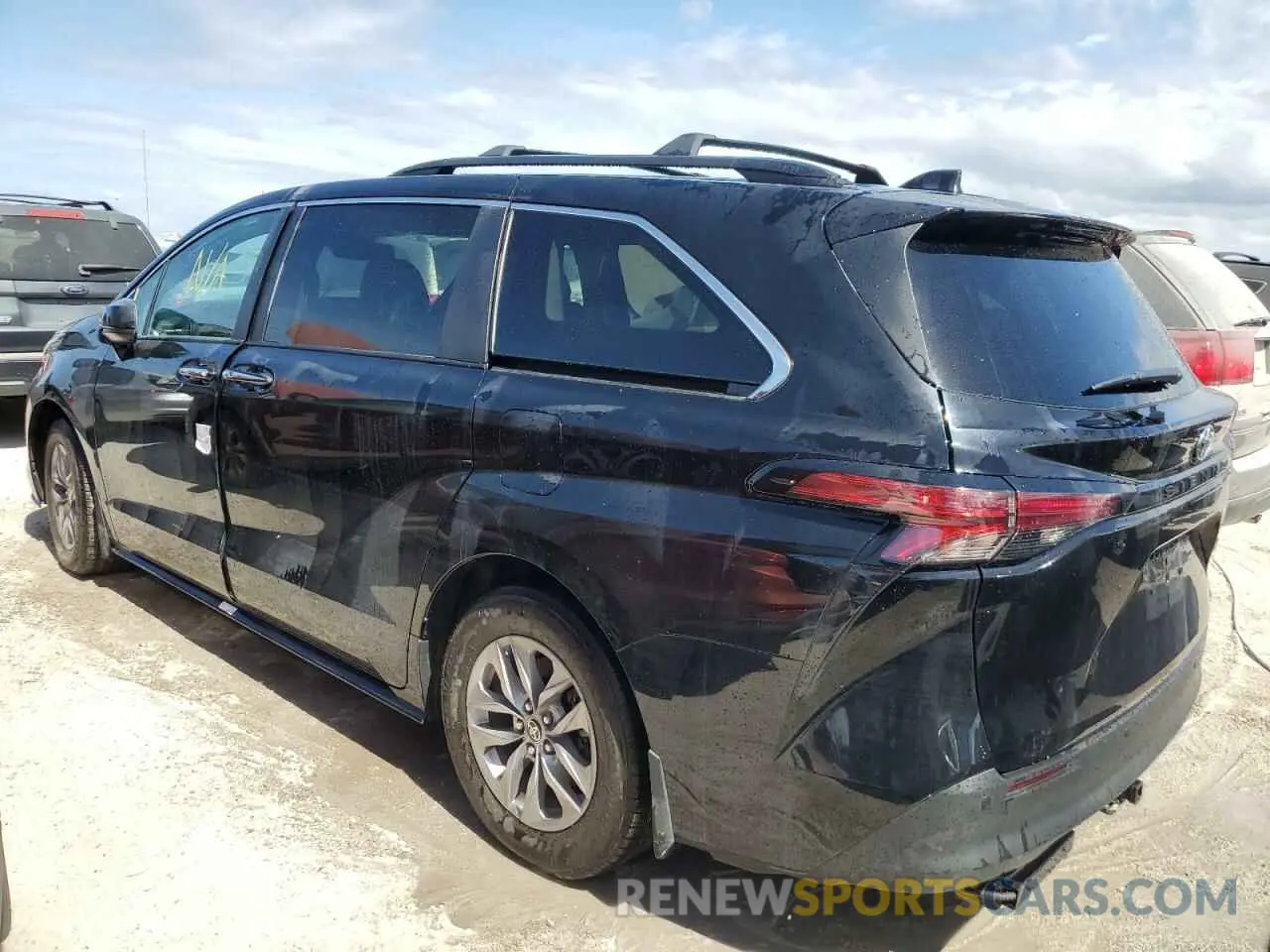 2 Photograph of a damaged car 5TDJRKEC5NS098049 TOYOTA All Models 2022
