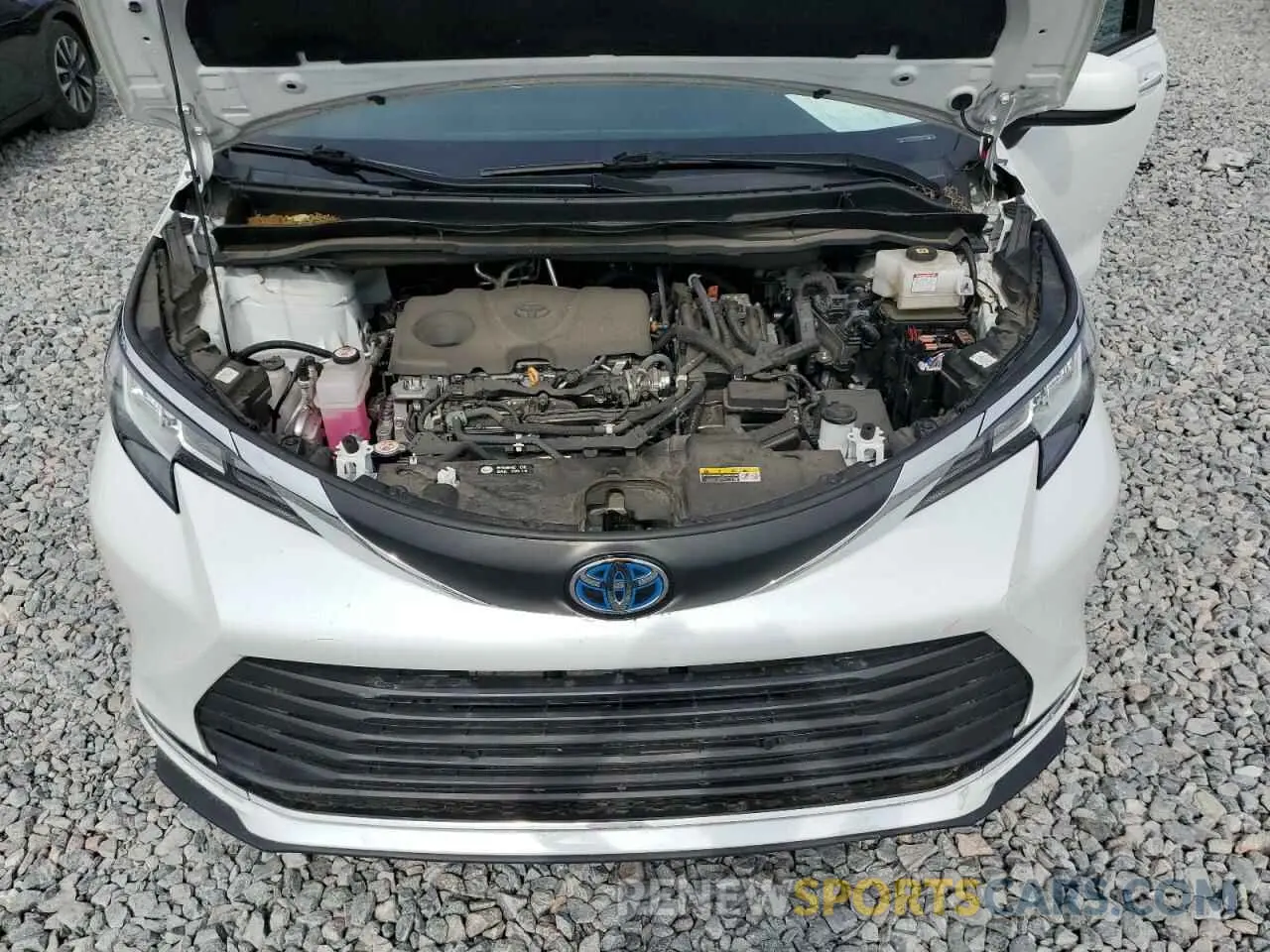 12 Photograph of a damaged car 5TDJRKEC9NS101700 TOYOTA All Models 2022