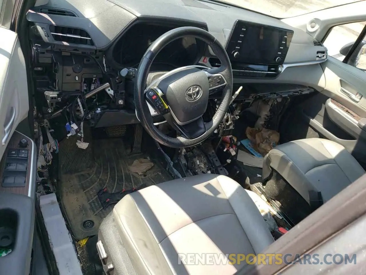 8 Photograph of a damaged car 5TDJRKECXNS134978 TOYOTA All Models 2022